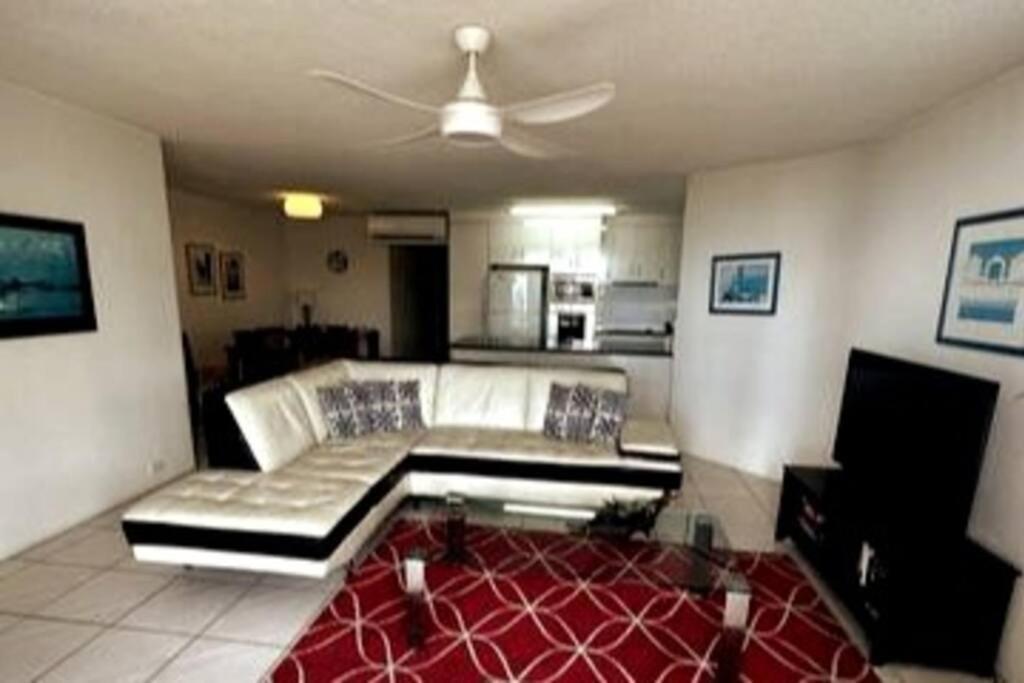 2 Bedroom Ocean View - Alexandria Apartments -Alexandra Headland ماروتشيدور المظهر الخارجي الصورة