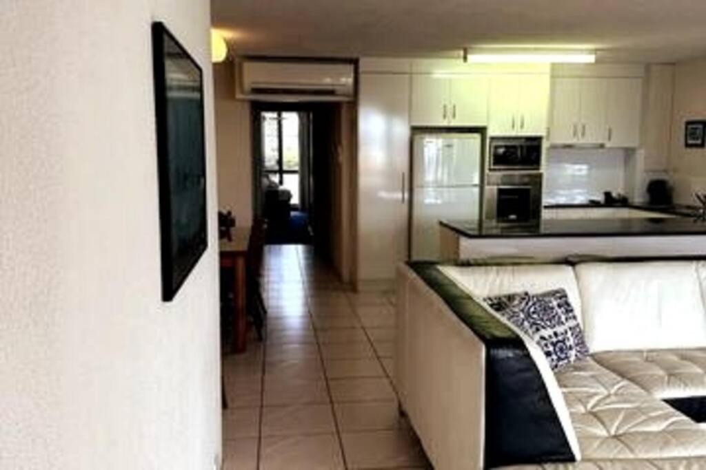 2 Bedroom Ocean View - Alexandria Apartments -Alexandra Headland ماروتشيدور المظهر الخارجي الصورة