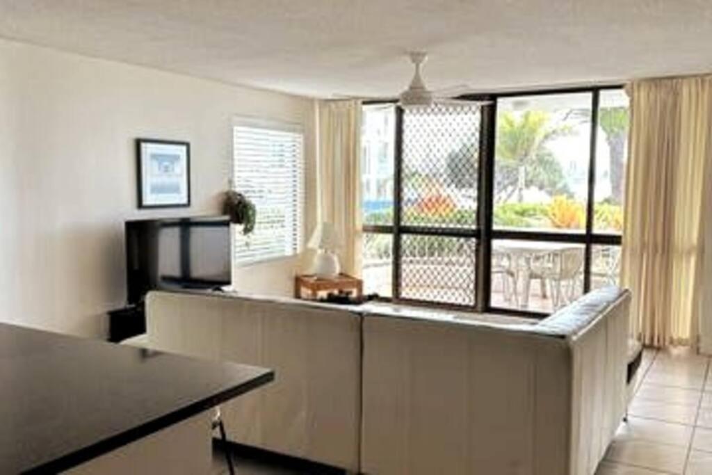 2 Bedroom Ocean View - Alexandria Apartments -Alexandra Headland ماروتشيدور المظهر الخارجي الصورة